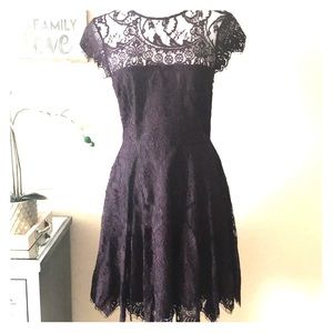 BB Dakota Lace dress